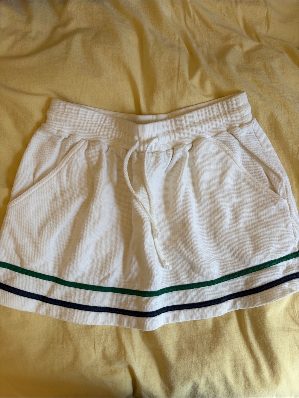Lizsport White Drawstring Women’s tennis skirt with Green & Navy Stripe Vintage